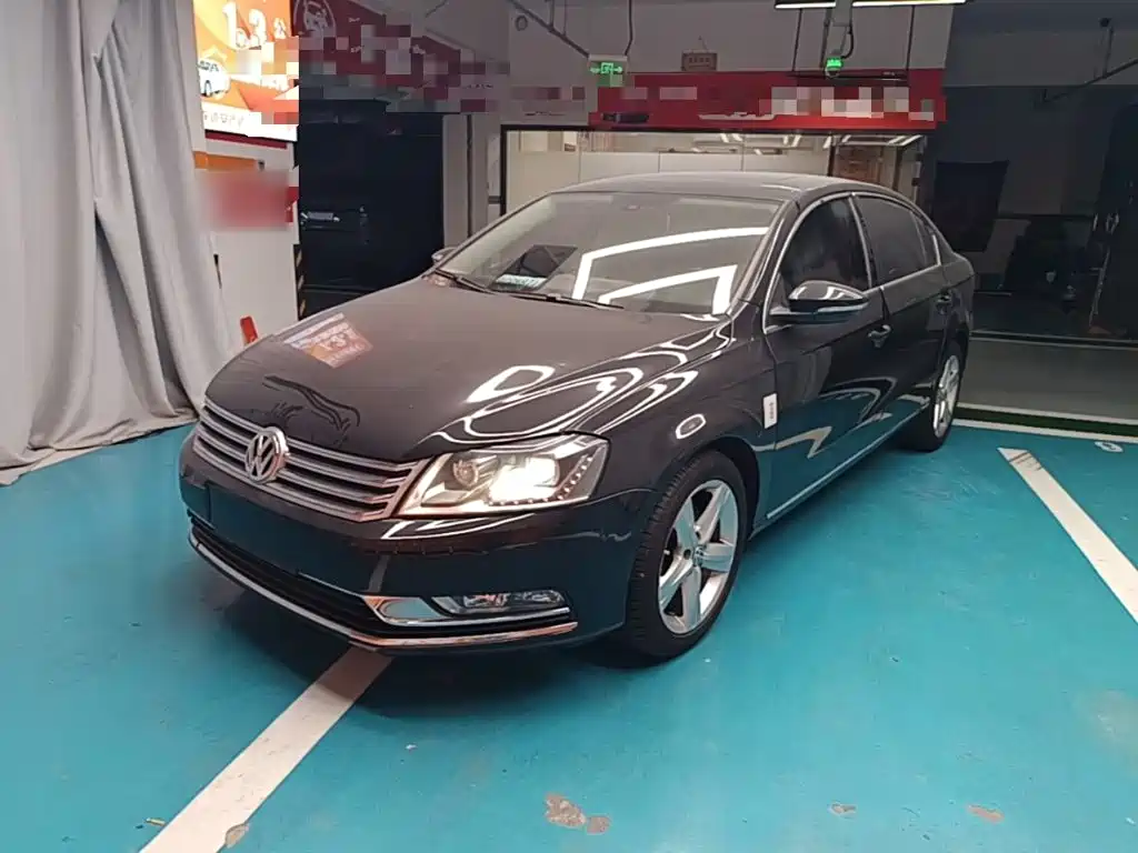 Фото 2 - Volkswagen Magotan