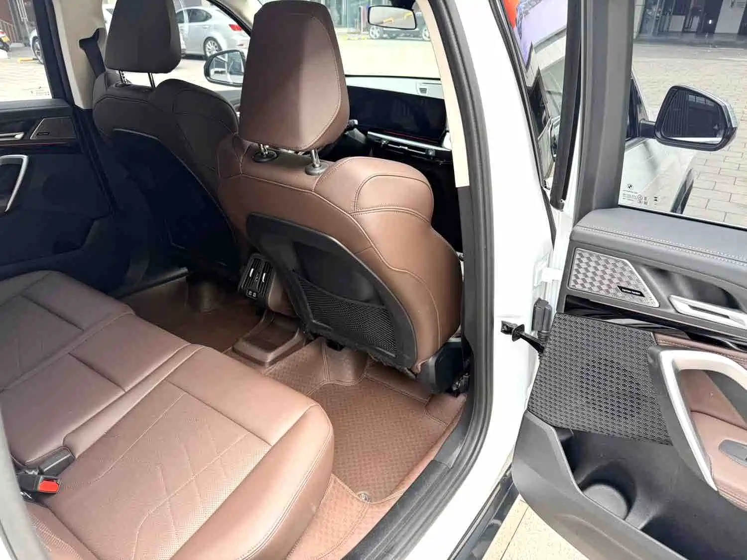 Photo 12 - BMW X1