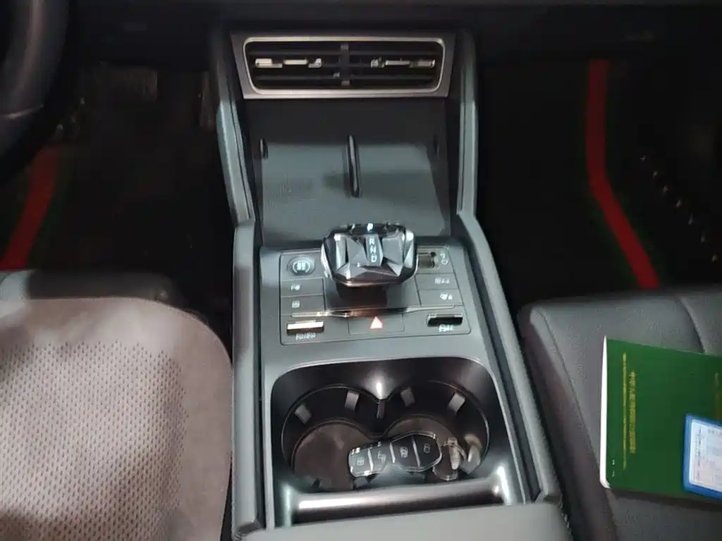 BYD Qin L 2025 DM-i Smart Drive Edition 80KM Leading фото 10