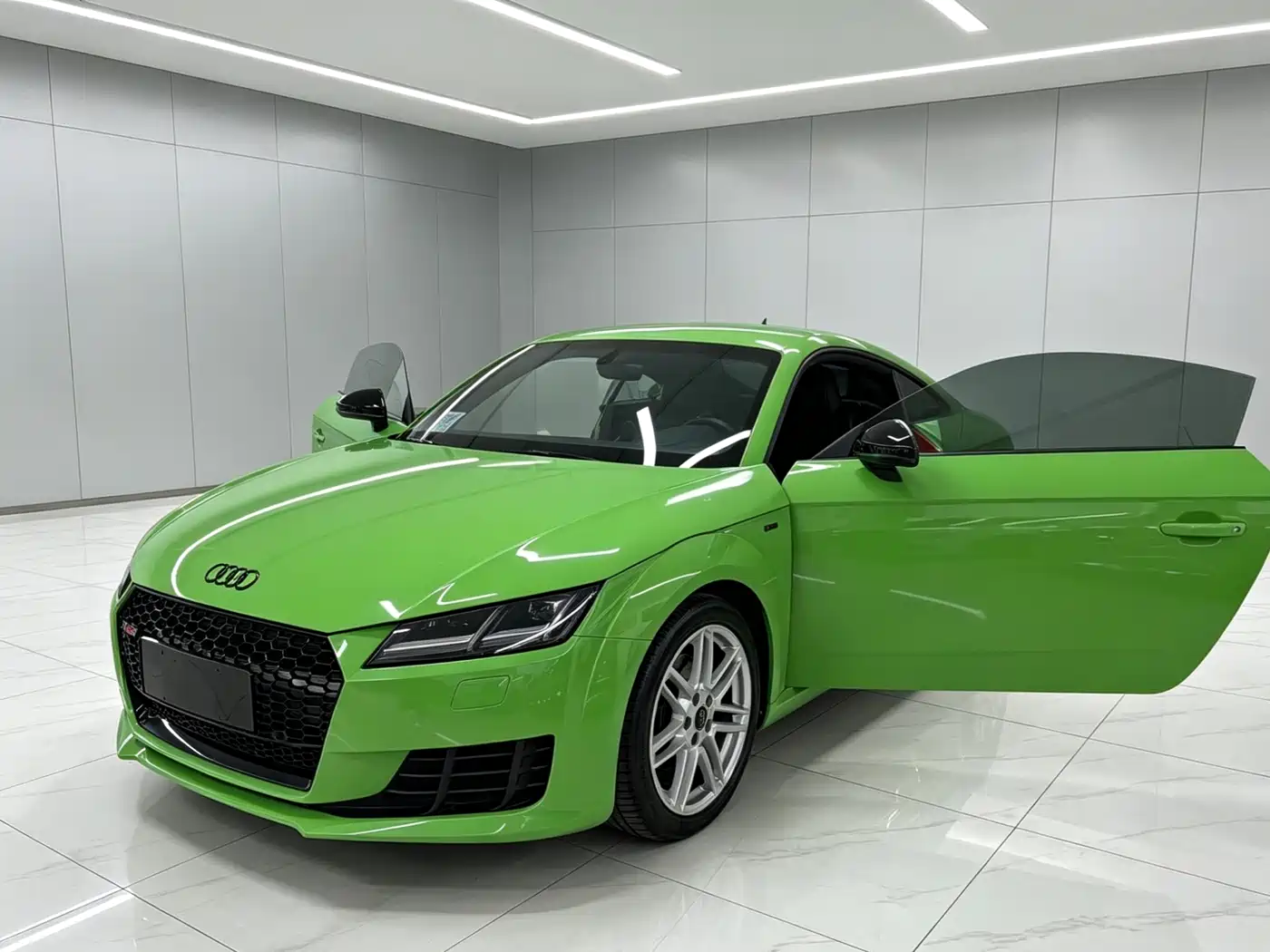 Audi TT 2015 TT Coupe 45 TFSI фото 3