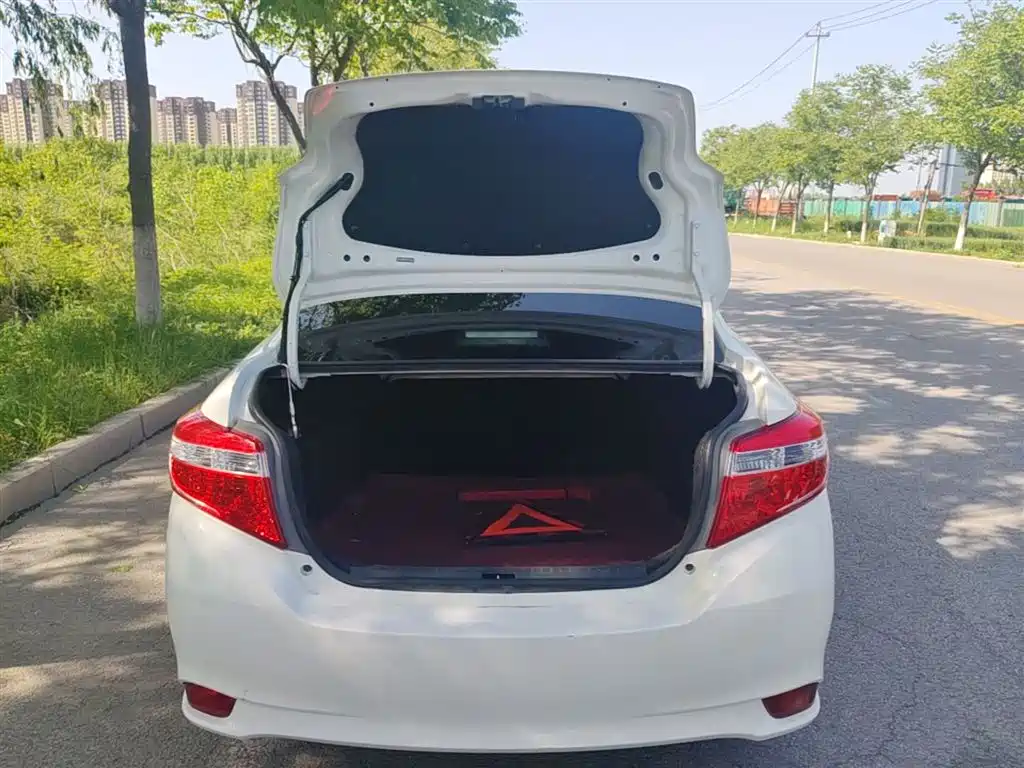 Toyota Vios 2016 1.5L Automatic Zhi Zhen Xing Yao Edition фото 19