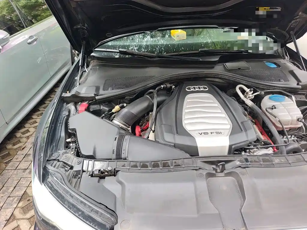 Фото 21 - Audi A6L