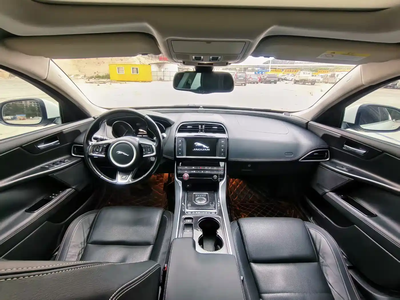 Jaguar XE 2016 2015 2.0T 200PS R-Sport