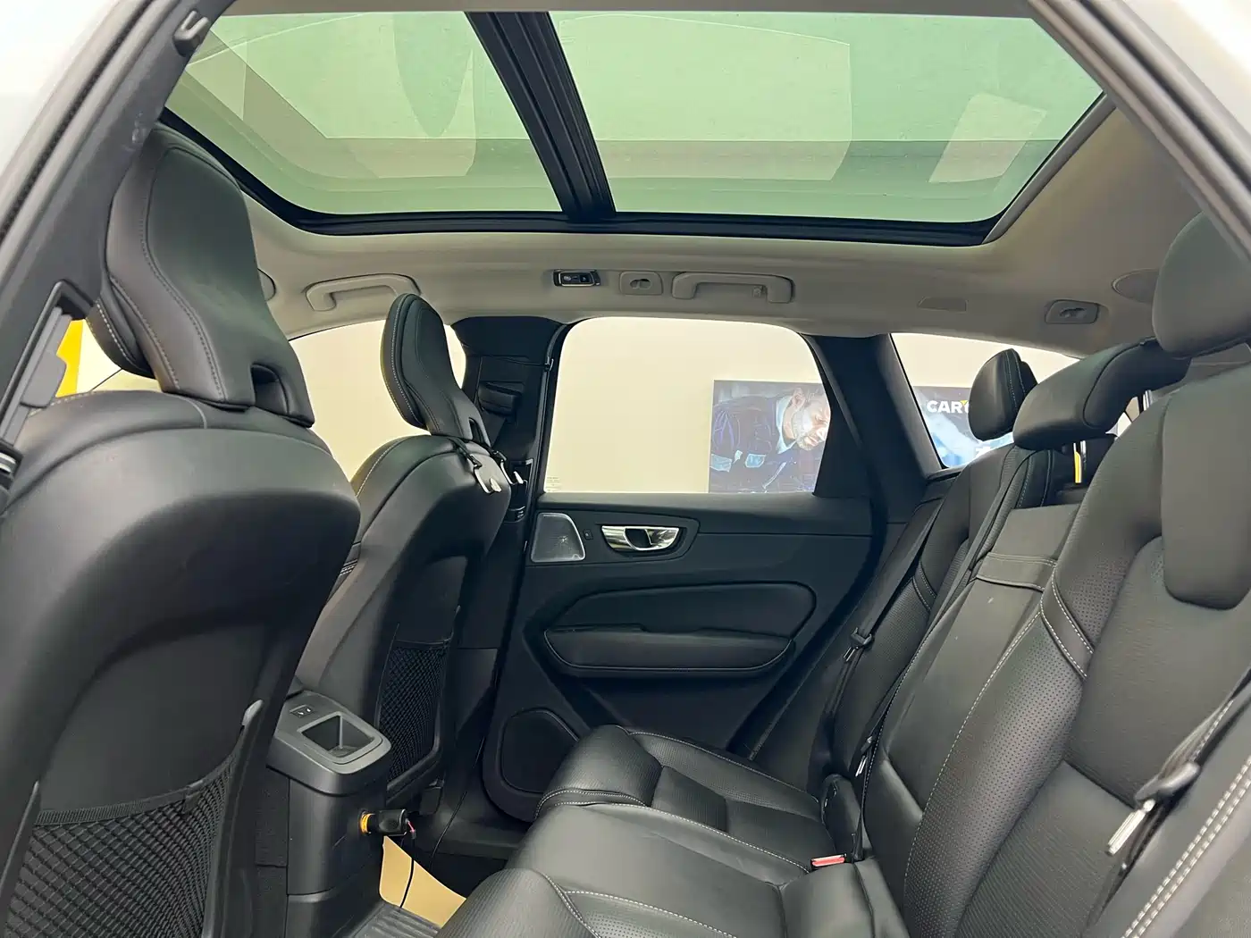 VOLVO XC60 PLUG IN HYBRID