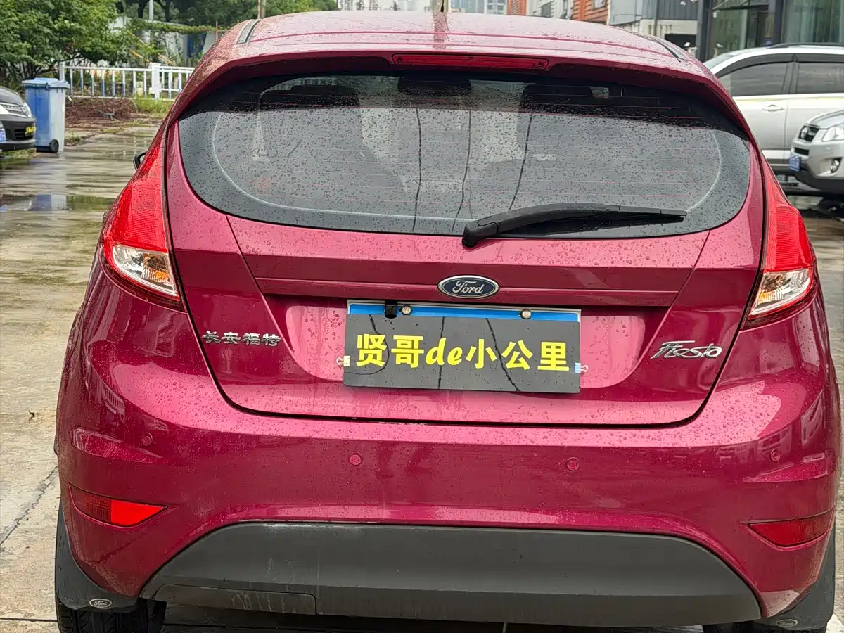 Ford Fiesta 2014 2013 Hatchback 1.5L Automatic Fashion