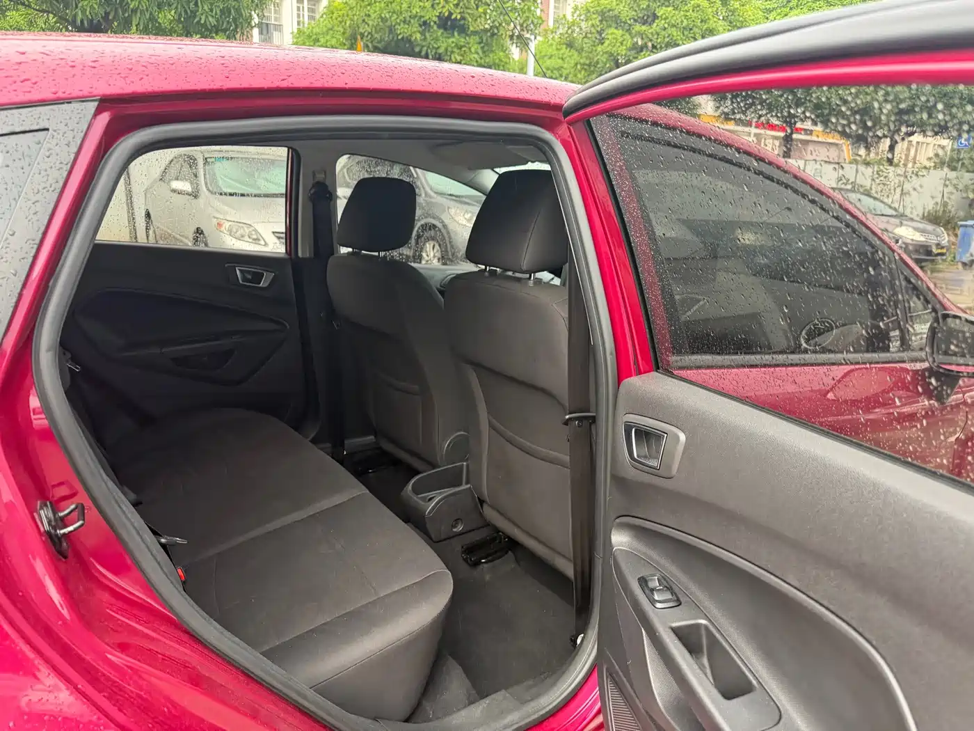 Ford Fiesta 2014 2013 Hatchback 1.5L Automatic Fashion