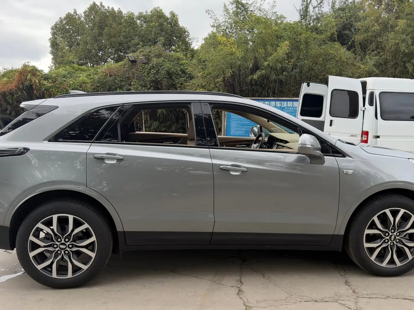 Cadillac XT5 2025 2022 2.0T 4WD Platinum