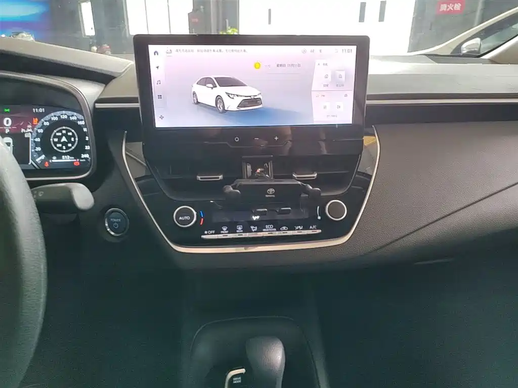 Toyota Levin 2023 Smart Hybrid 1.8L Sport Edition фото 13