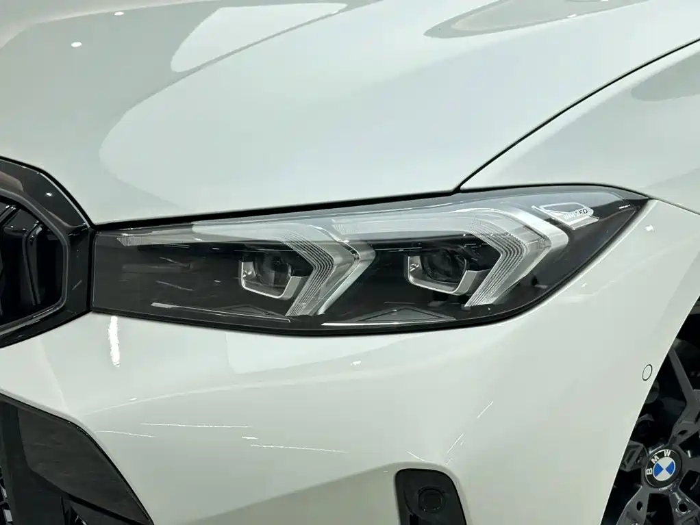 BMW 3 Series 2026 2026 330Li M Sport Shadowline Package