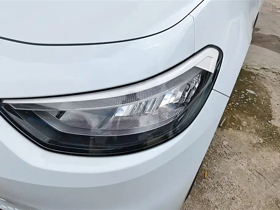 Volkswagen ID.3 2023 Pure Smart Edition фото 5