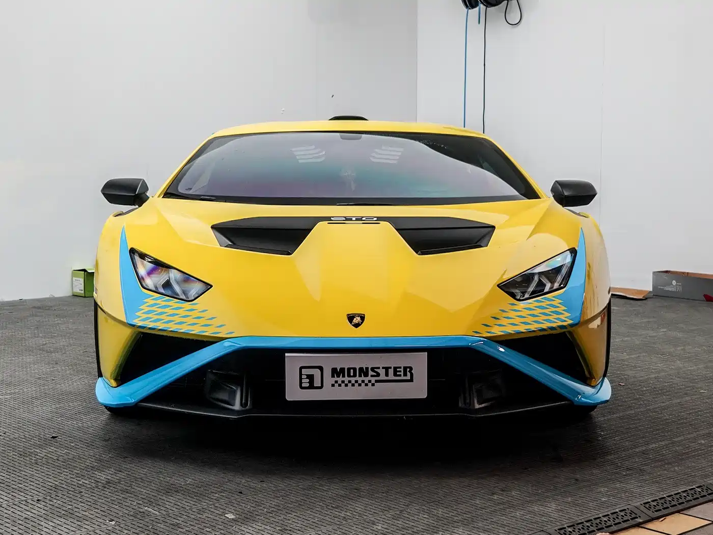 LAMBORGHINI HURACÁN