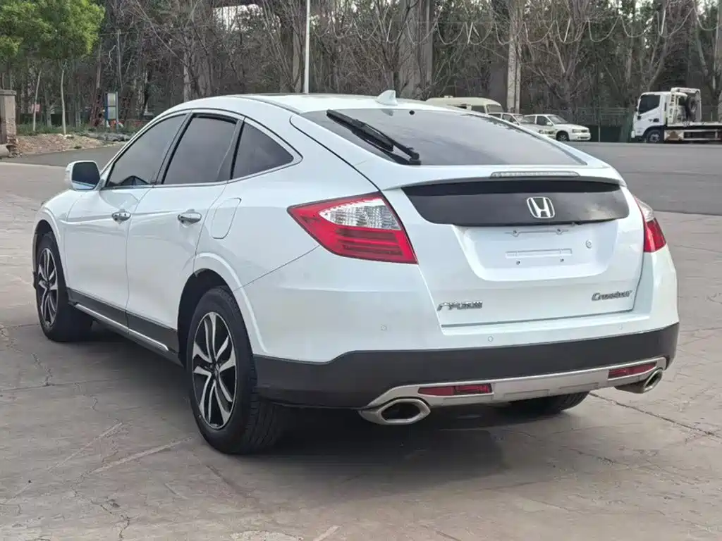 Honda Crosstour 2016 2016 2.4L Luxury Edition