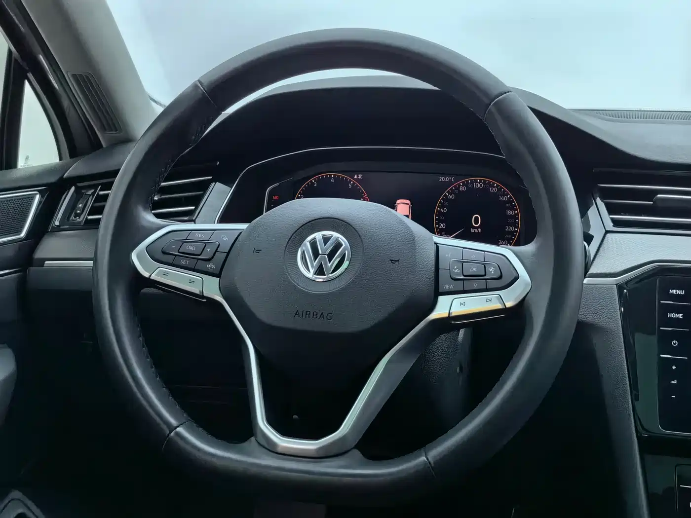Volkswagen Magotan 2020 330TSI DSG Luxury фото 15