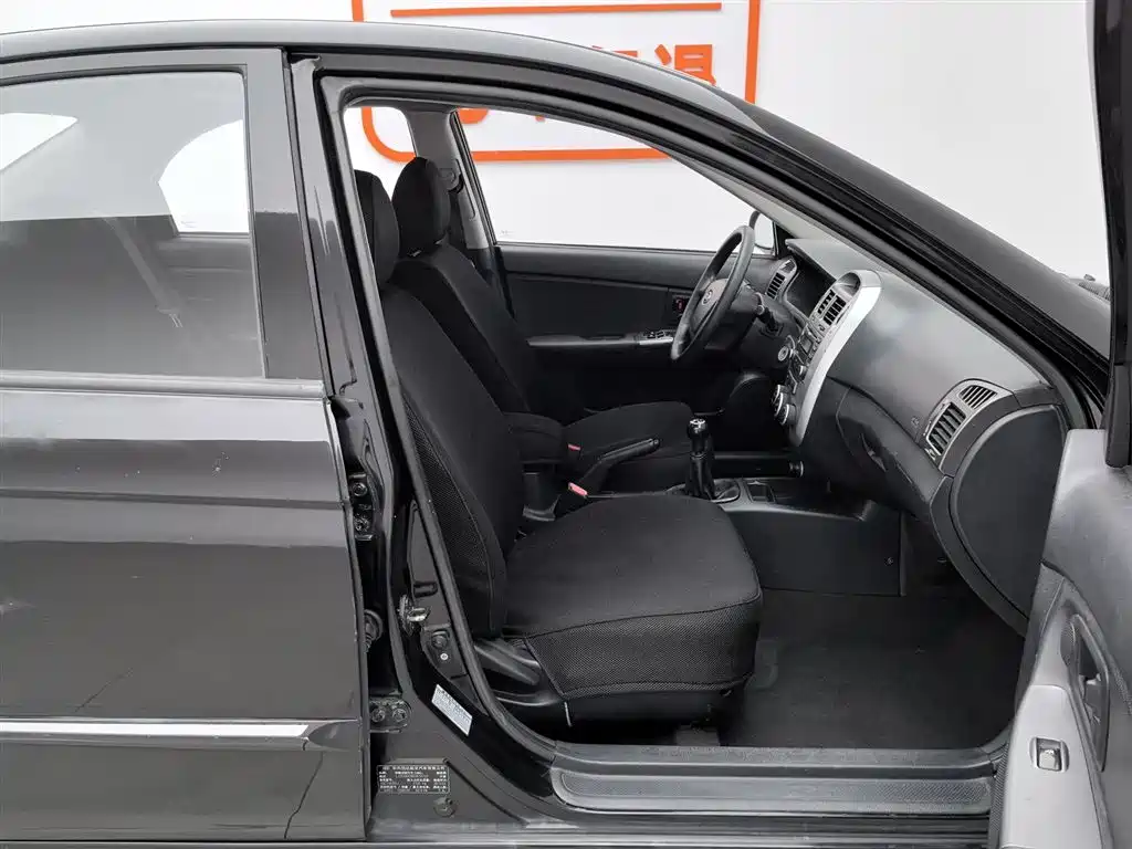 Kia Cerato 2012 1.6L MT GL фото 23