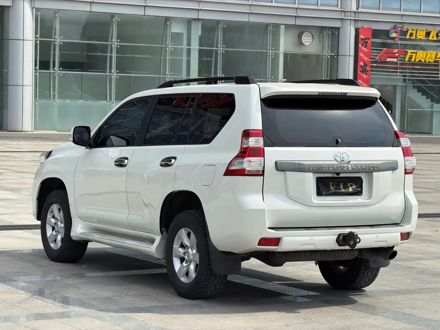 Toyota Prado 2016 3.5L Auto TX-L фото 5