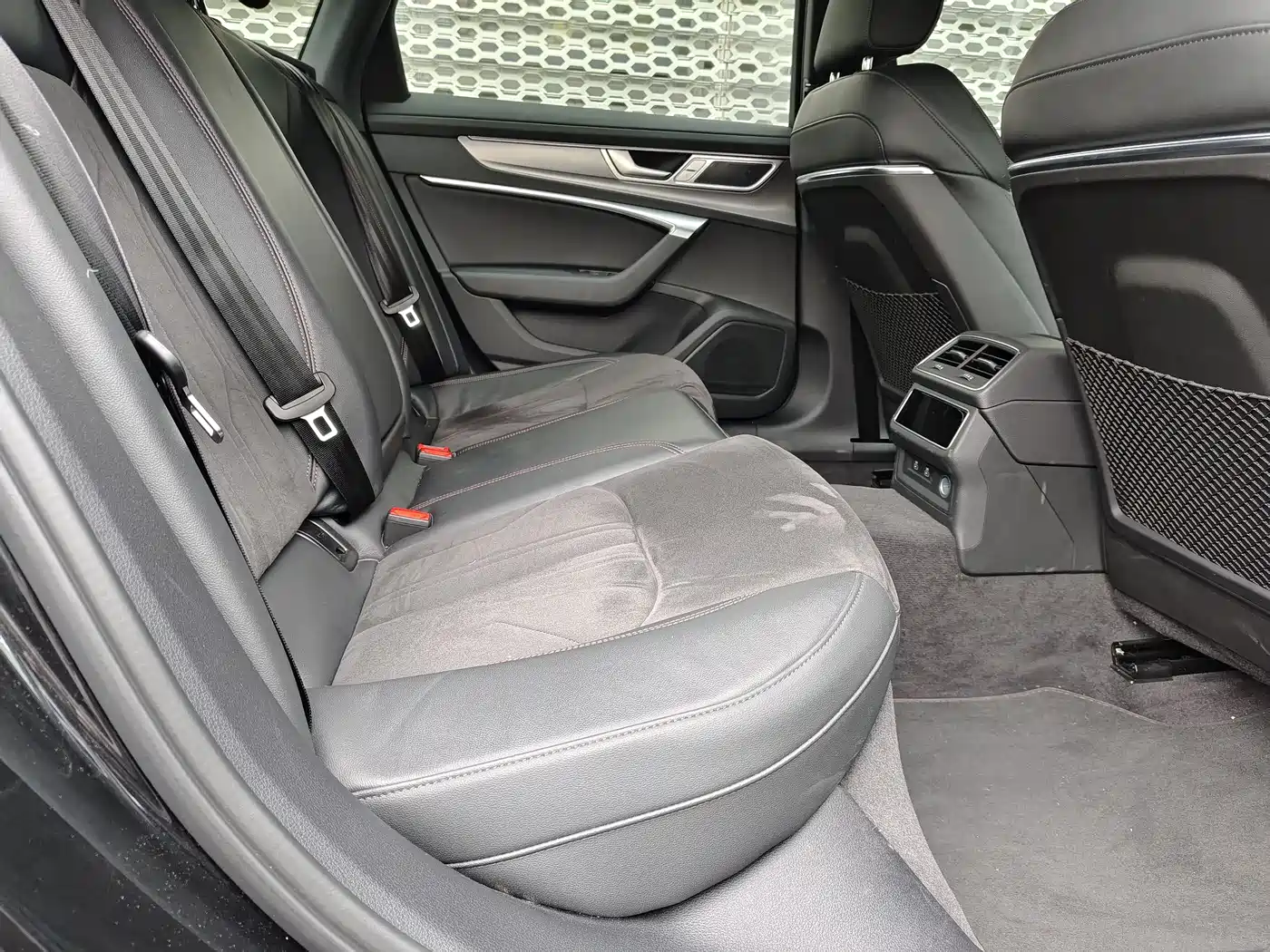 Audi A6L 2024 45 TFSI Premium Dynamic фото 8