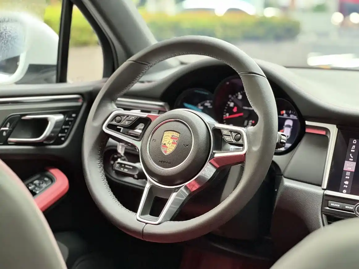 Porsche Macan 2021 Macan 2.0T фото 11