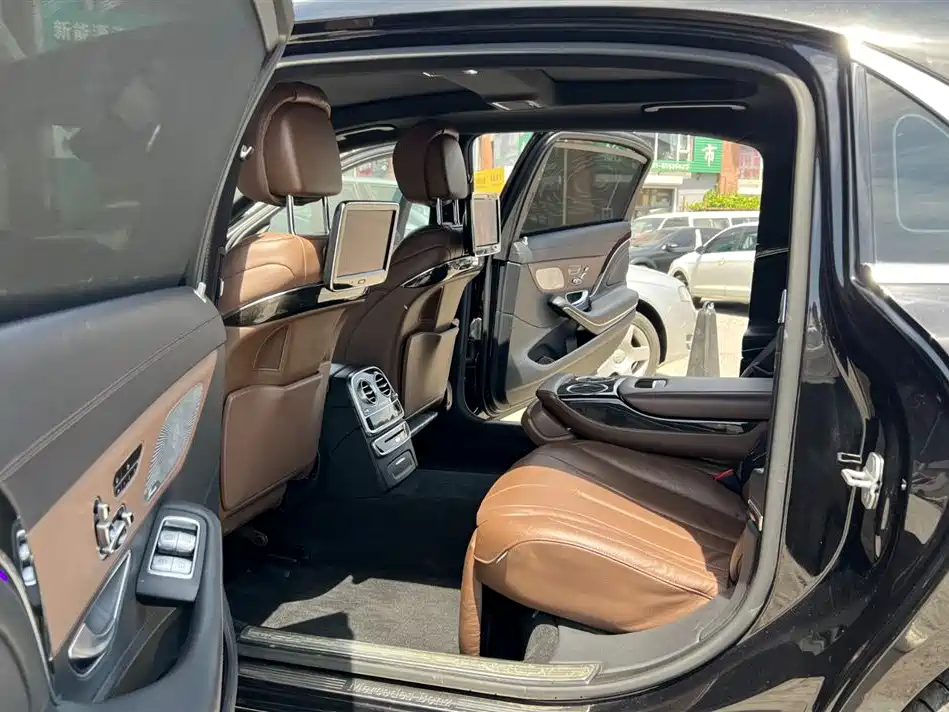 Mercedes-Benz Maybach S-Class 2015 S 400 4MATIC фото 19