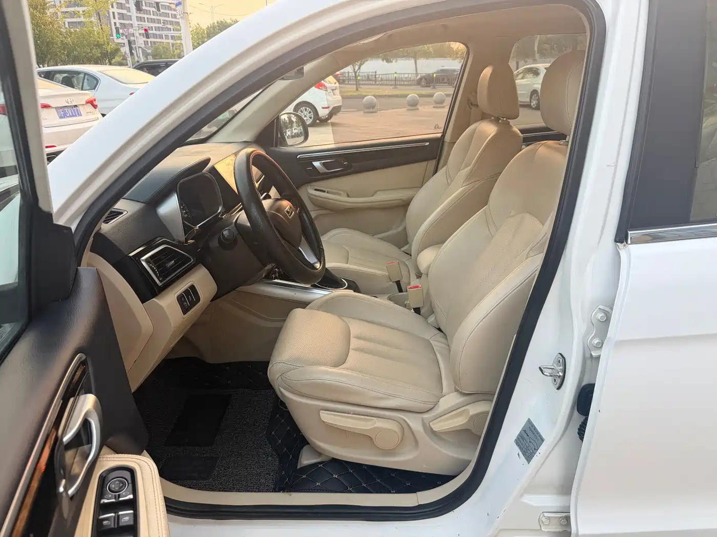 Zotye Damai X5 2016 2017 Upgrade 1.5T CVT Landlord