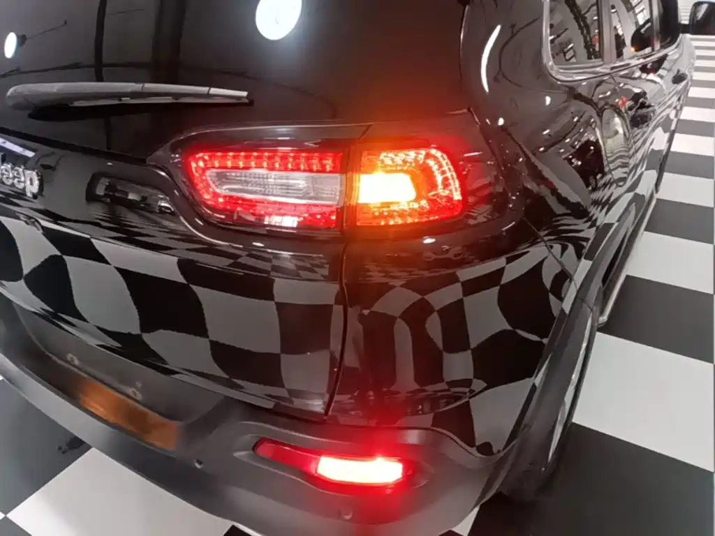 Jeep Cherokee 2018 2017 2.0L Superior Edition