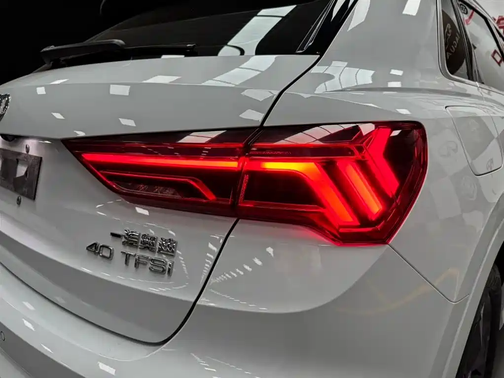 Audi Q3 2022 35 TFSI Fashion Dynamic фото 16