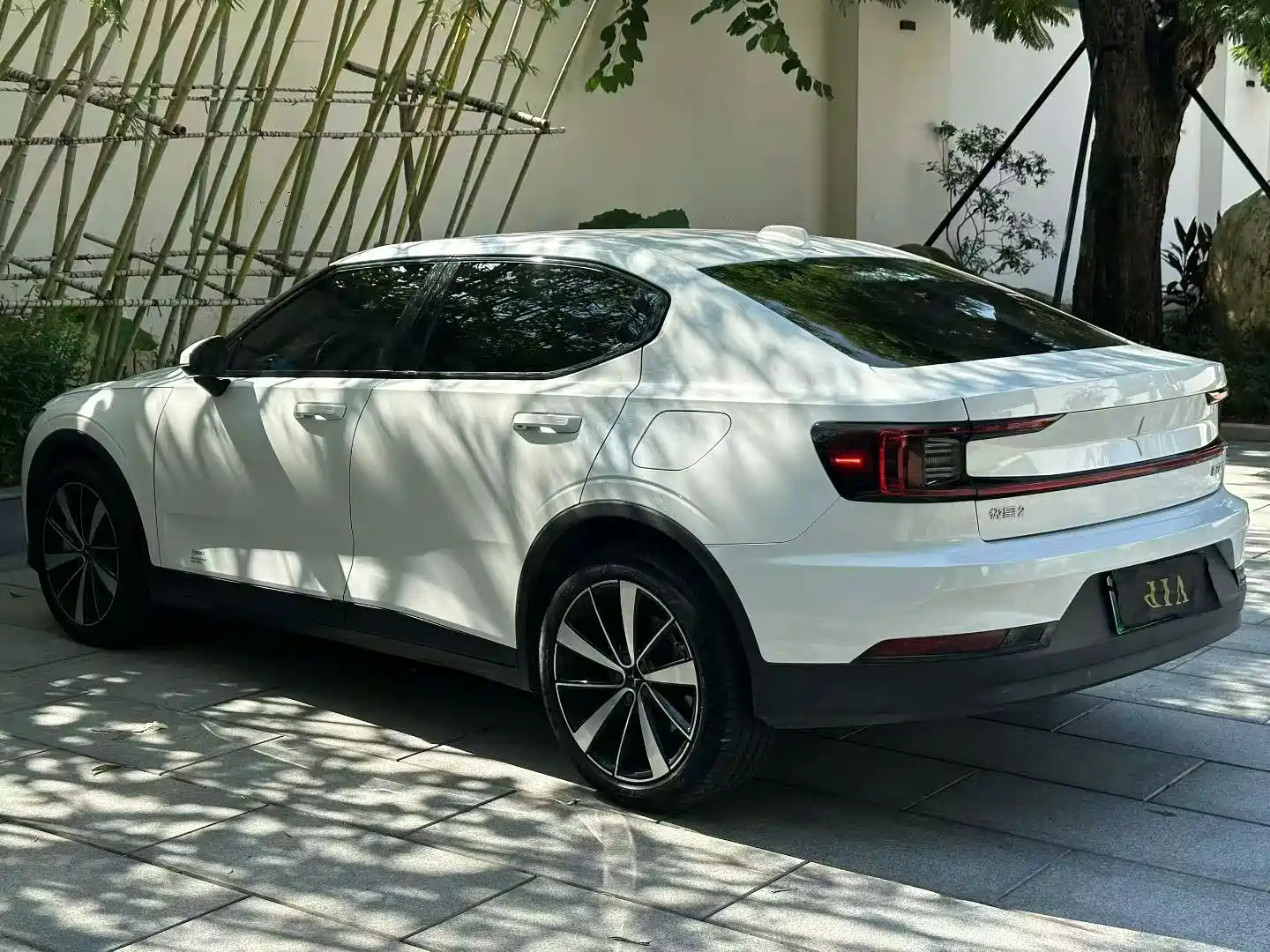 Фото 7 - Polestar 2