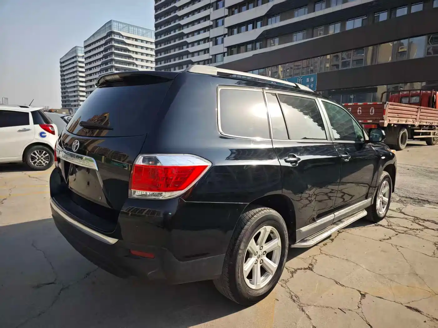 Toyota Highlander 2012 2.7L 2WD 5-seater Elite Edition фото 7