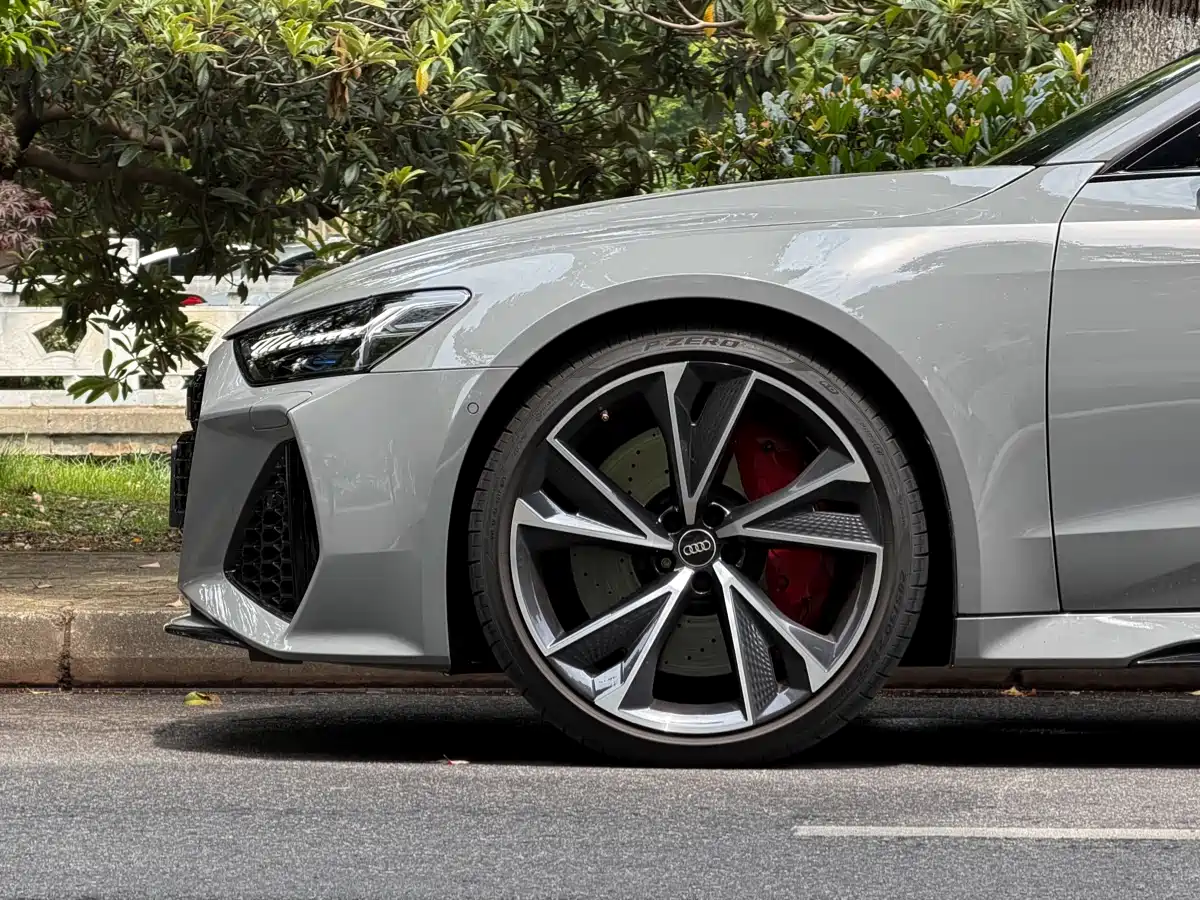 Audi RS 7 2024 RS 7 4.0T Sportback Performance фото 26