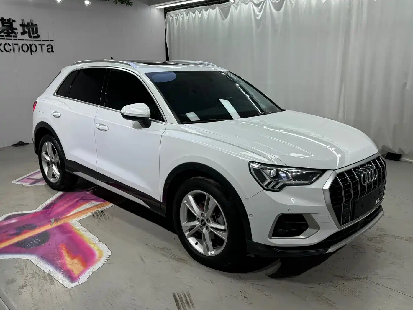 AUDI Q3