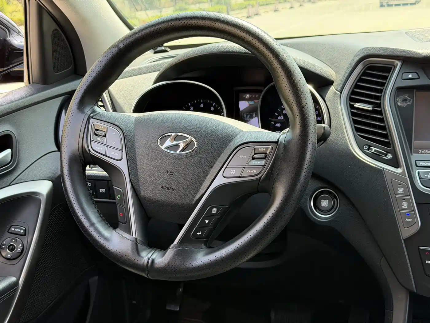 Hyundai Santa Fe (Import) 2013 2013 3.0L 4WD Premium Edition 7-Seater Euro V