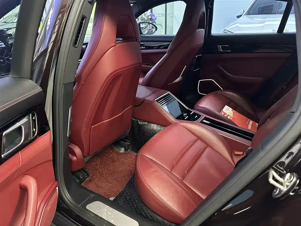 Porsche Panamera 2017 Panamera 3.0T фото 8
