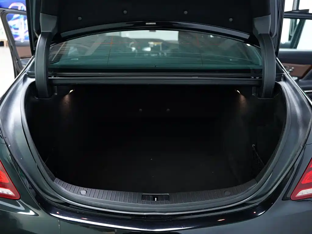 Mercedes-Benz Maybach S-Class 2016 S 400 4MATIC фото 37