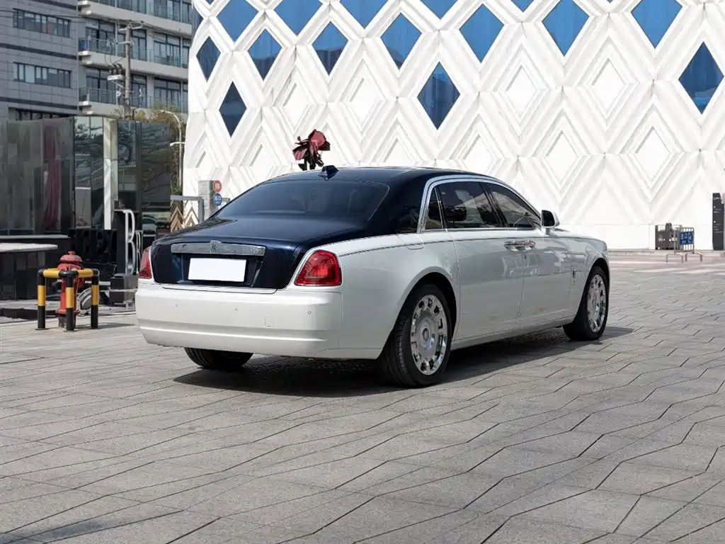 Фото 4 - Rolls-Royce Ghost