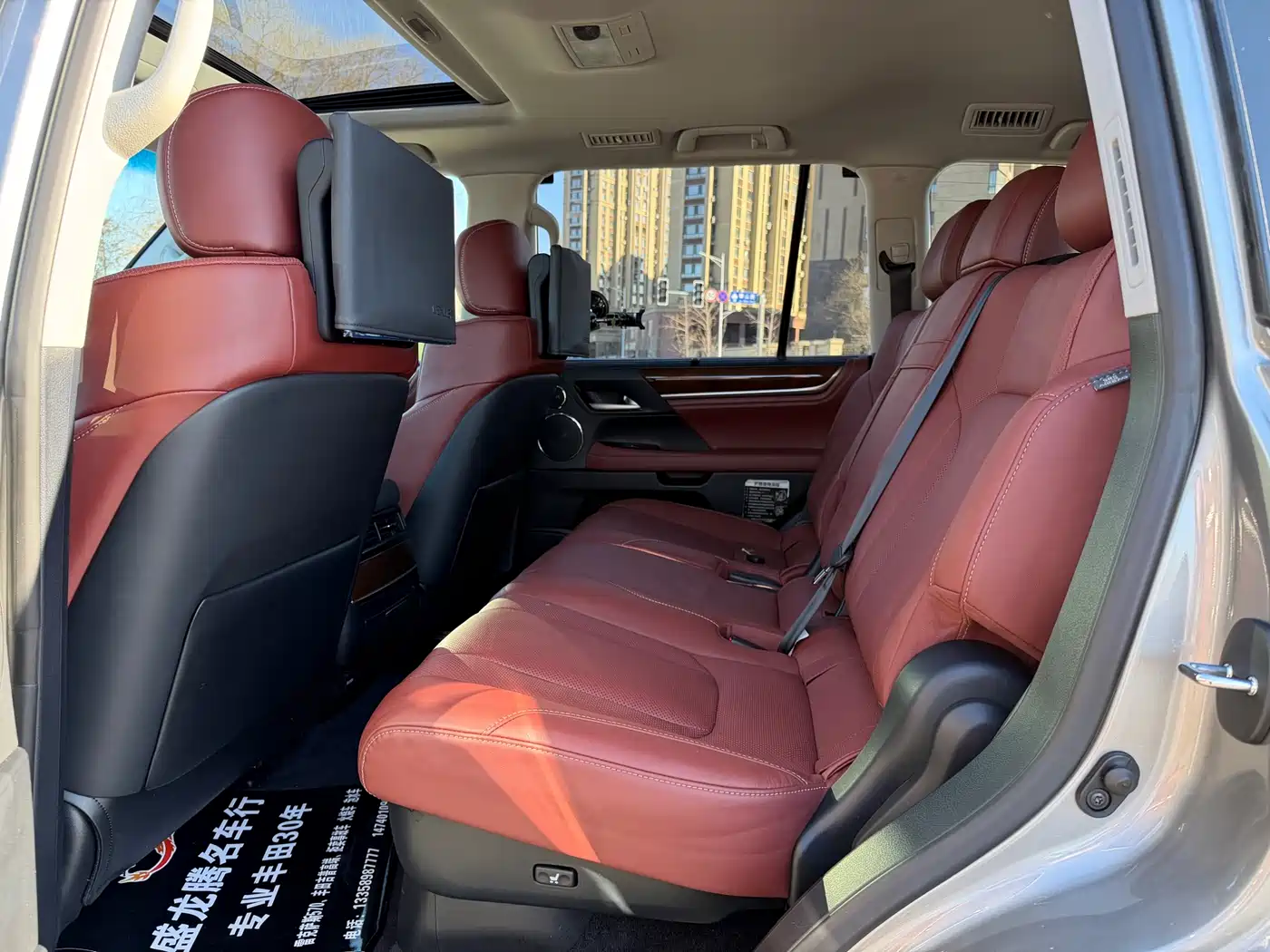 Lexus LX 2016 570 Luxury Premium Edition фото 14
