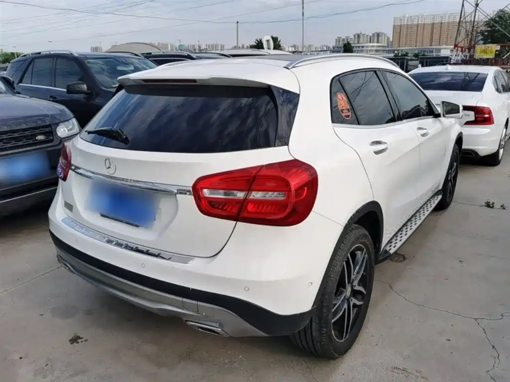Mercedes-Benz GLA 2015 GLA 200 Fashion фото 7
