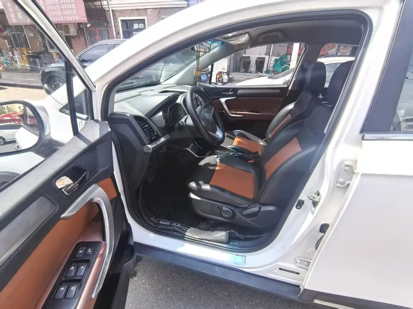 JAC Motors Refine S3 2015 2014 1.5L CVT Luxury Smart