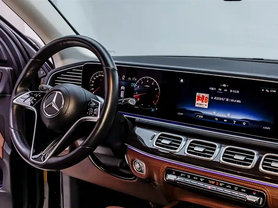 Mercedes-Benz GLE 2024 GLE 350 4MATIC Fashion фото 34