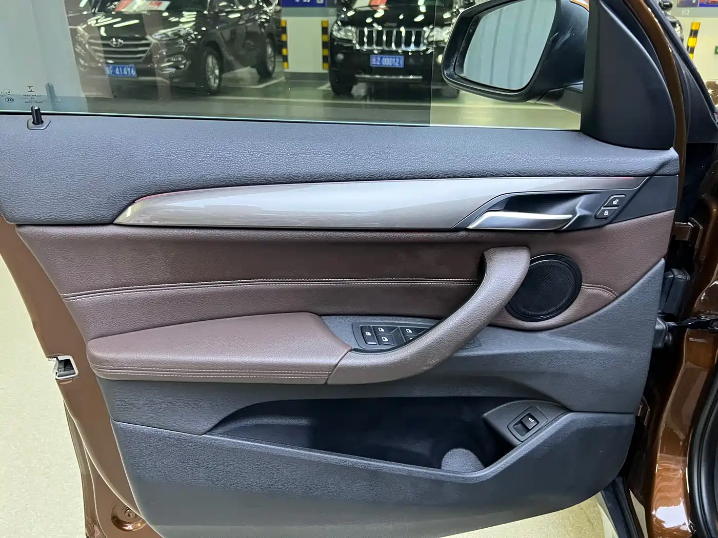 BMW X1 2016 xDrive20Li Luxury Model фото 10