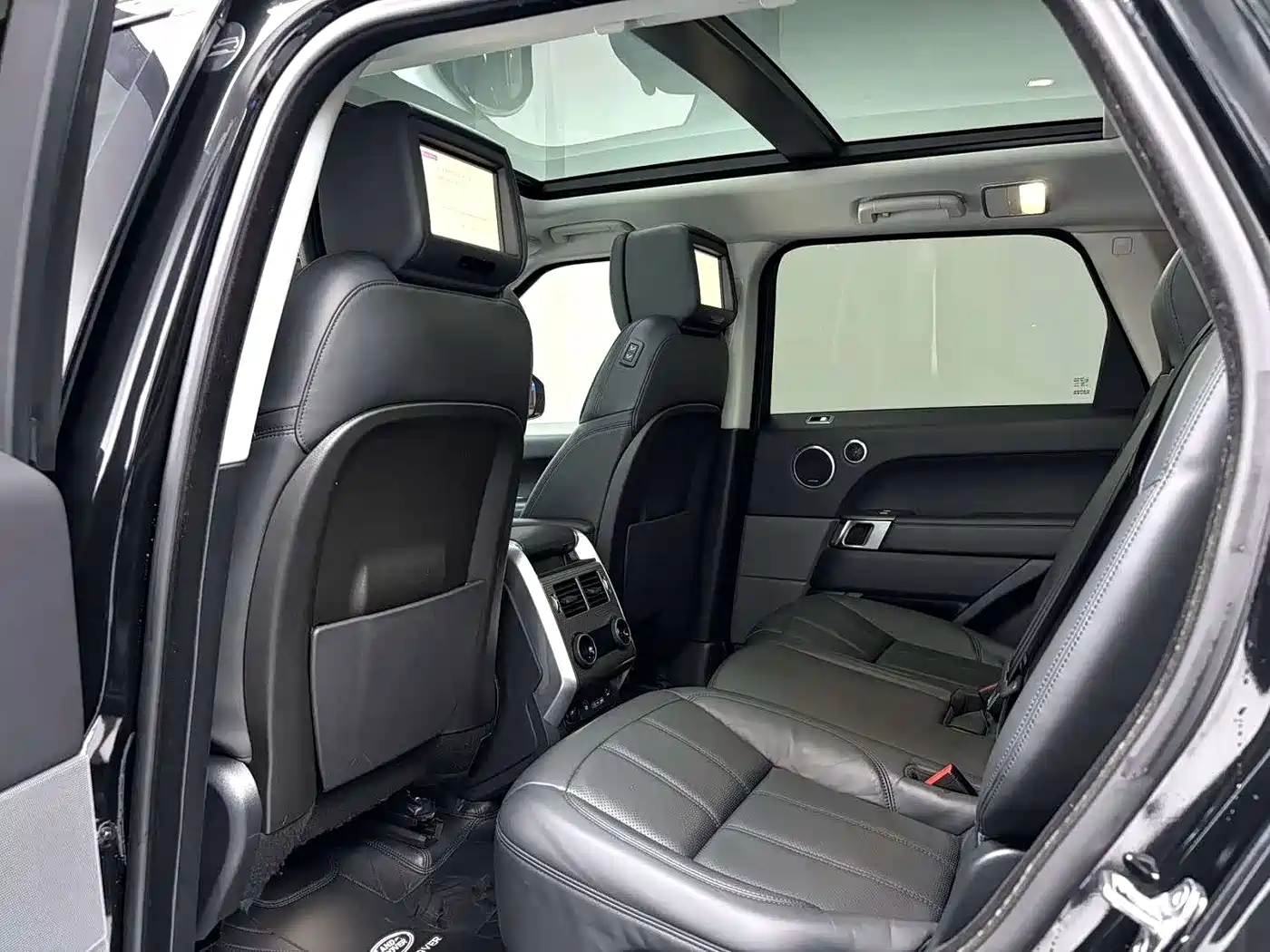 Land Rover Range Rover Sport 2020 3.0 L6 HSE DYNAMIC фото 4