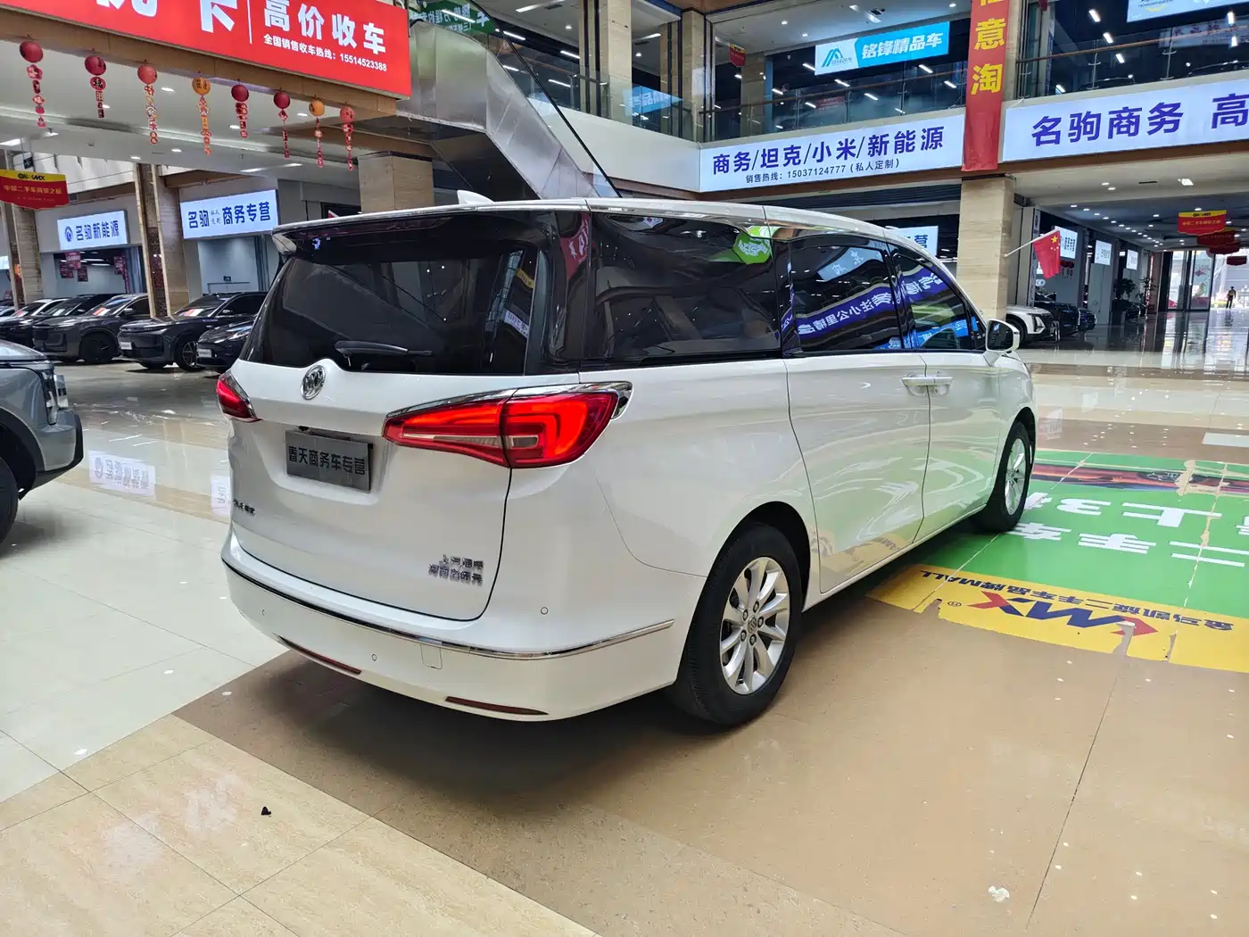 Buick GL8 2017 ES 28T Premium China V фото 8