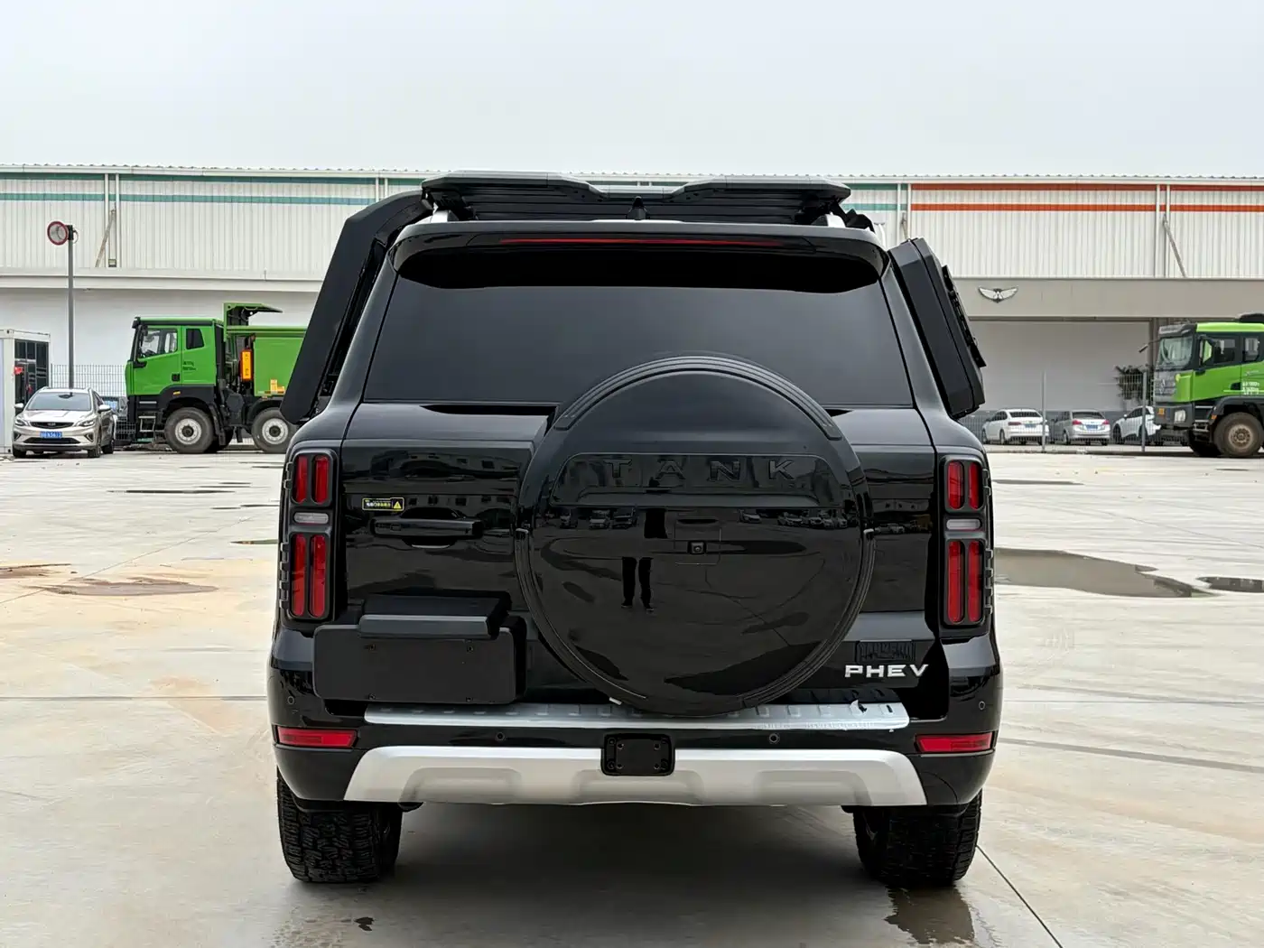 Tank 500 EV 2023 Hi4-T фото 8