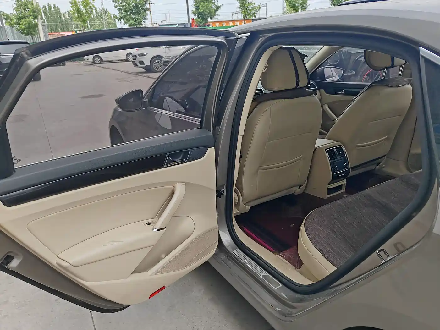 Volkswagen Passat 2013 1.8TSI DSG Zunrong фото 7