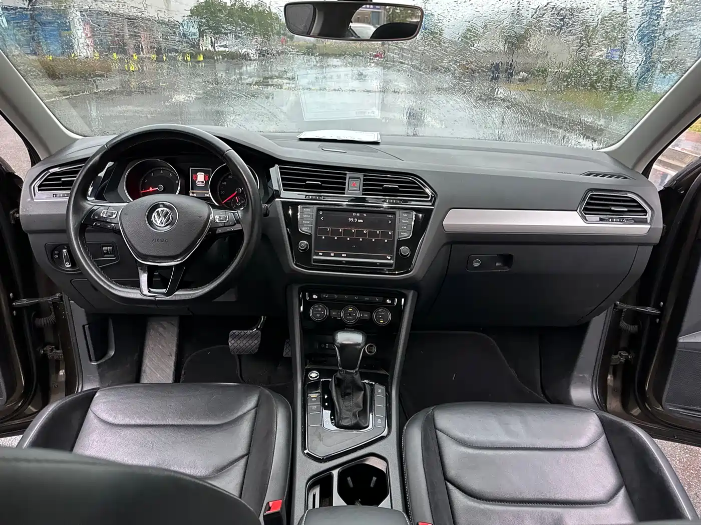 Volkswagen Tiguan L 2018 330TSI Automatic 2WD Luxury Edition фото 6