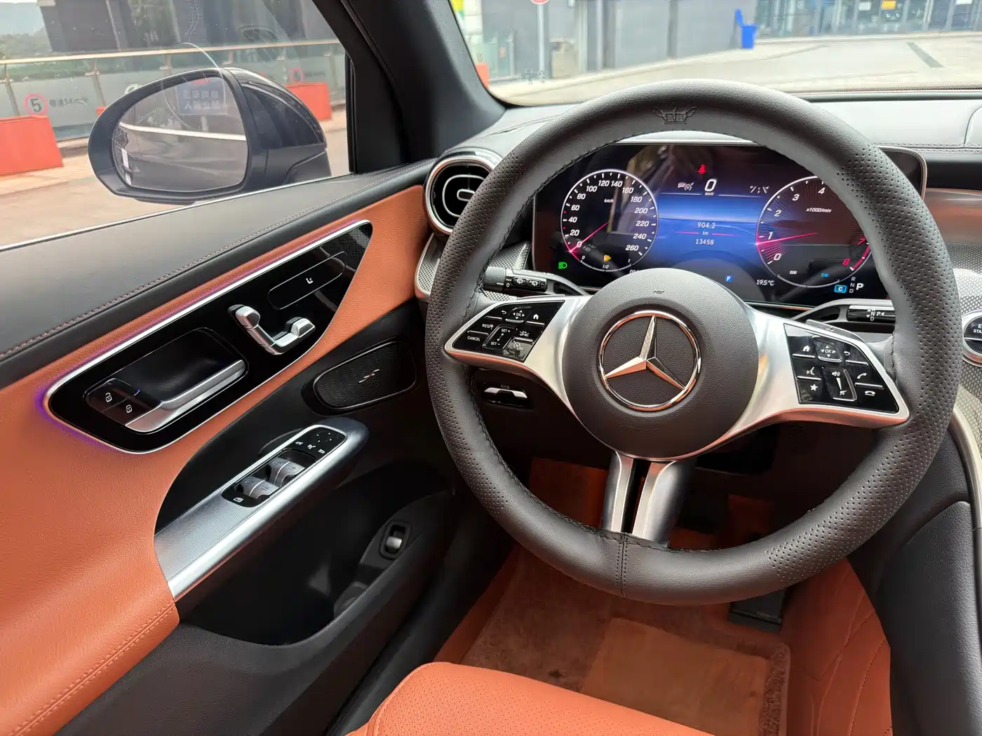Mercedes-Benz GLC 2024 GLC 260 L 4MATIC Dynamic 5-seater фото 19