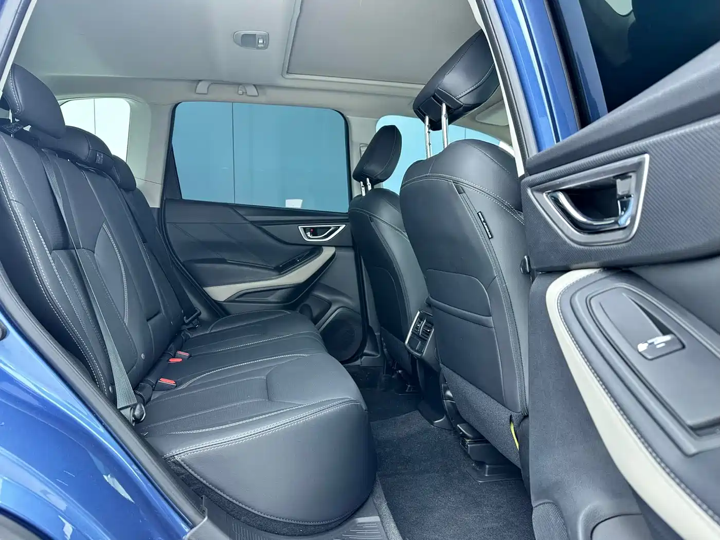 Subaru Forester 2022 2.0i AWD Luxury Edition with EyeSight фото 17