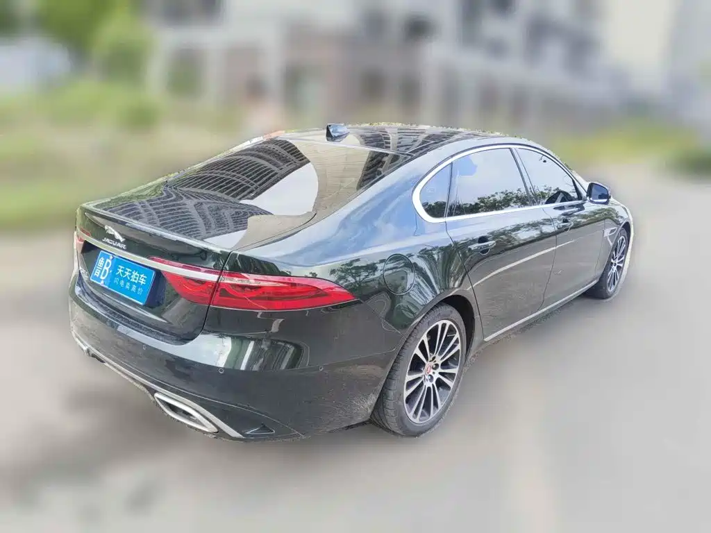 Jaguar XFL 2025 2025 2.0T P250 FWD Luxury Edition