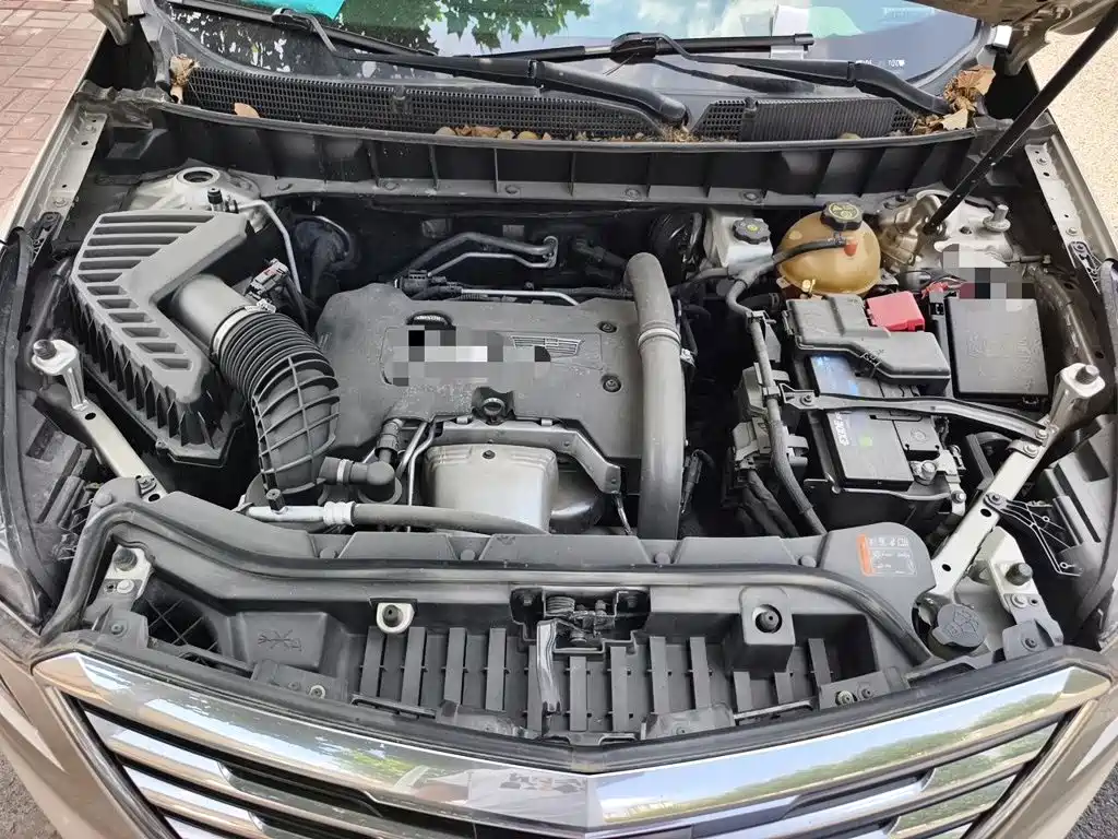 Фото 11 - Cadillac XT5