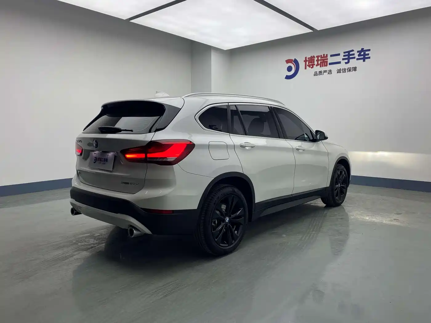 BMW X1 2021 sDrive20Li Fashion фото 3