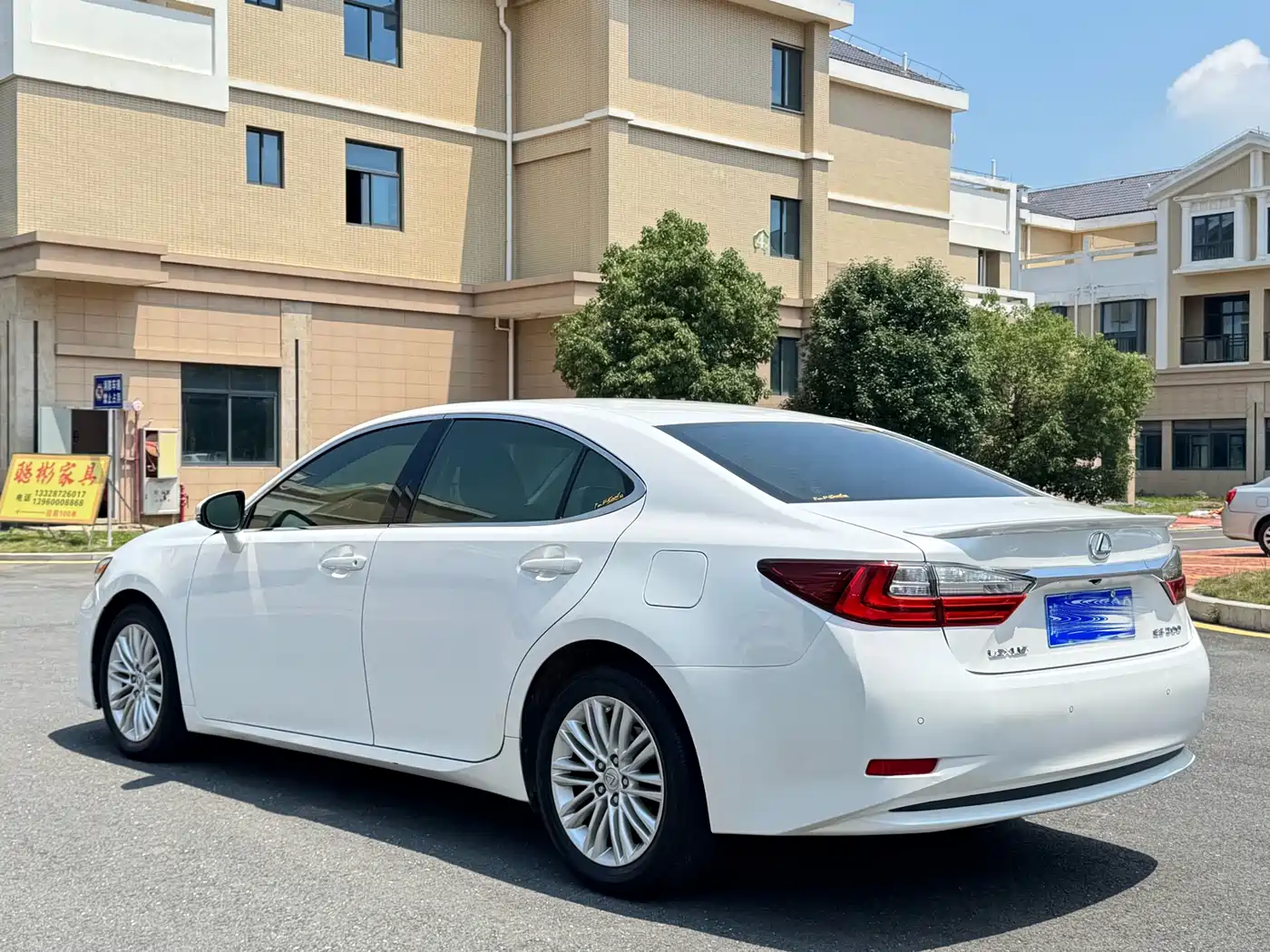 Lexus ES 2015 200 Elite Edition фото 9