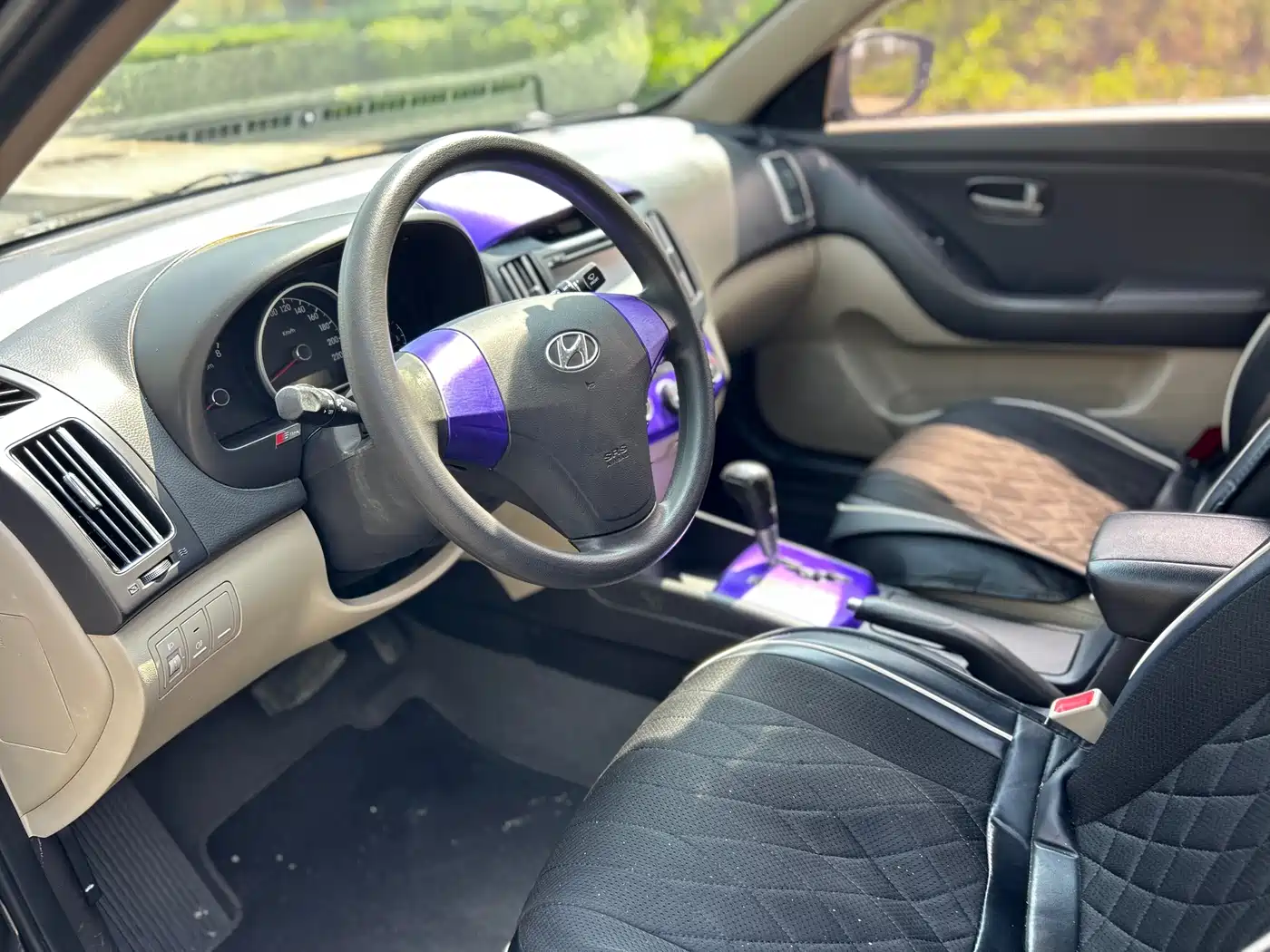 Hyundai Elantra 2011 1.6L Automatic Comfort фото 10